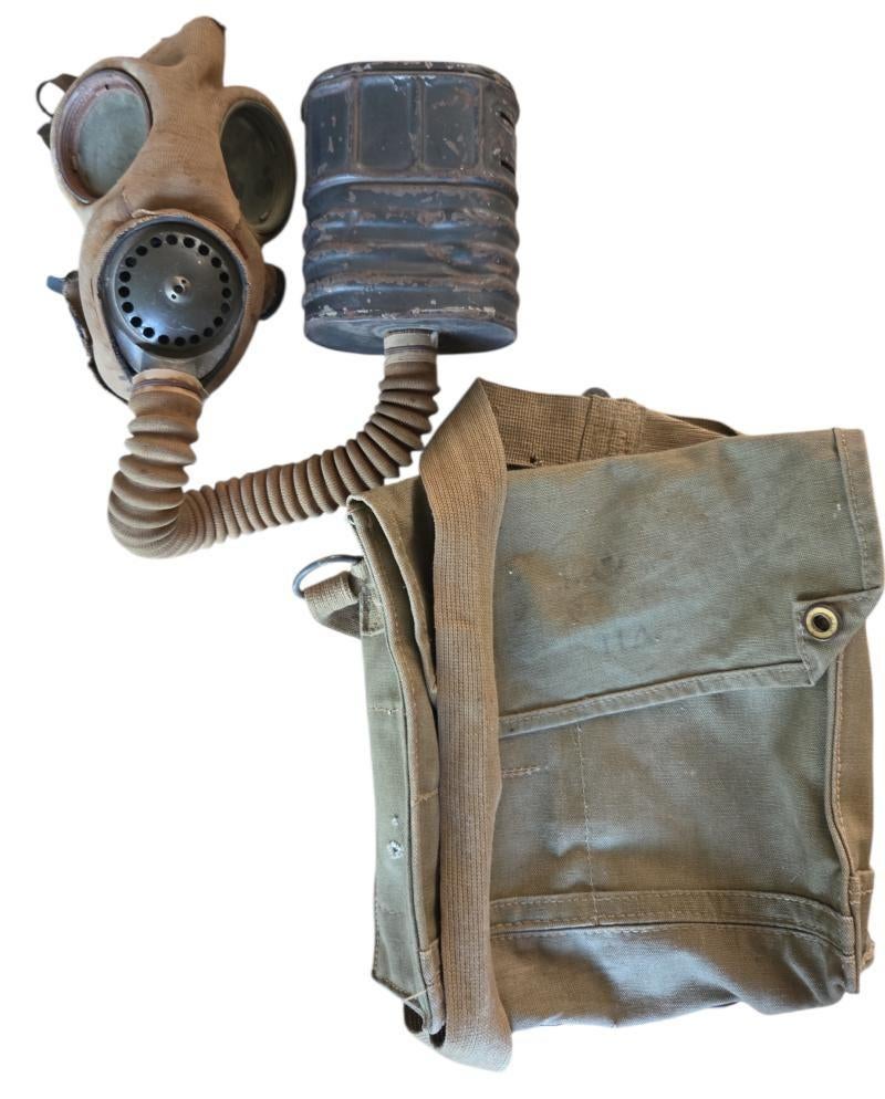 britse ww2 gasmasker  in ze orginele  tas, Ophalen of Verzenden, Engeland, Overige typen