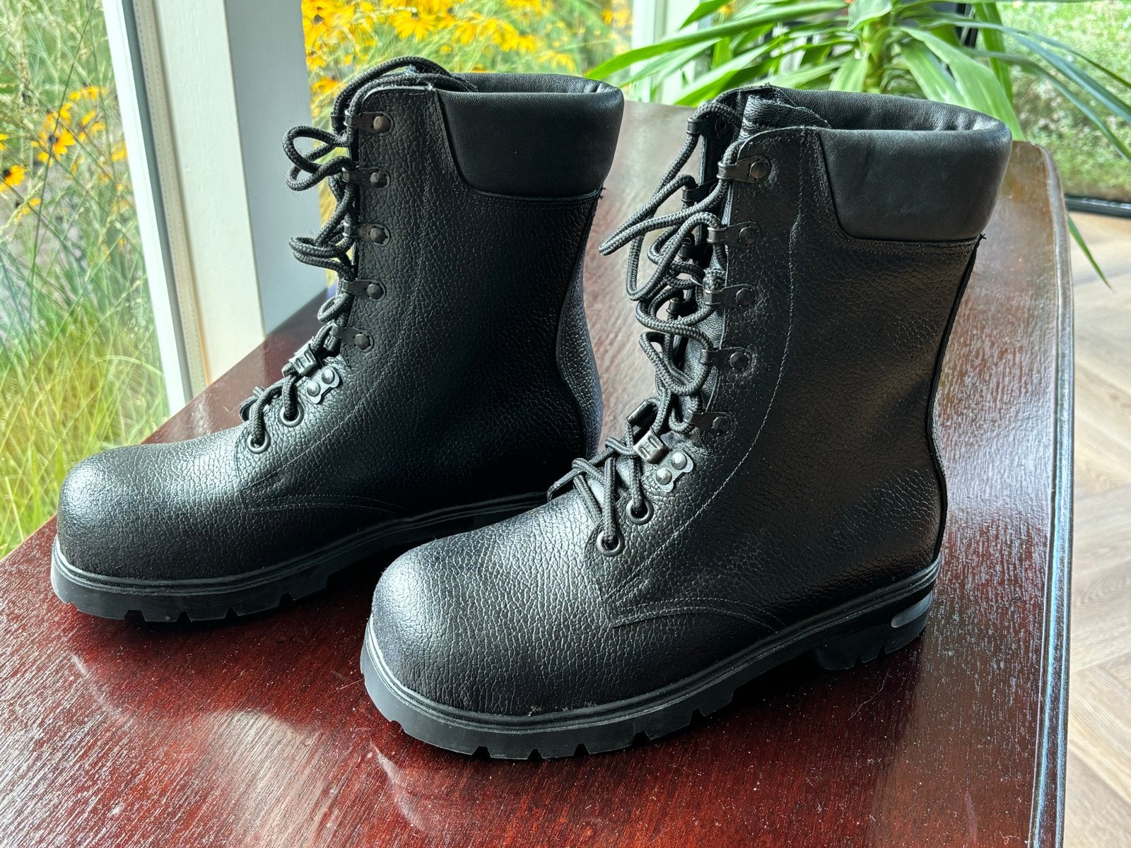 Leger schoenen splinter nieuw! Maat 240, Ophalen of Verzenden, Nieuw, Zwart, Lage of Enkellaarzen