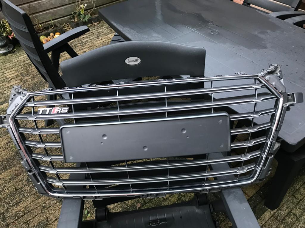 Originele grill audi TTS facelift, Auto-onderdelen, Ophalen of Verzenden, Voor, Audi