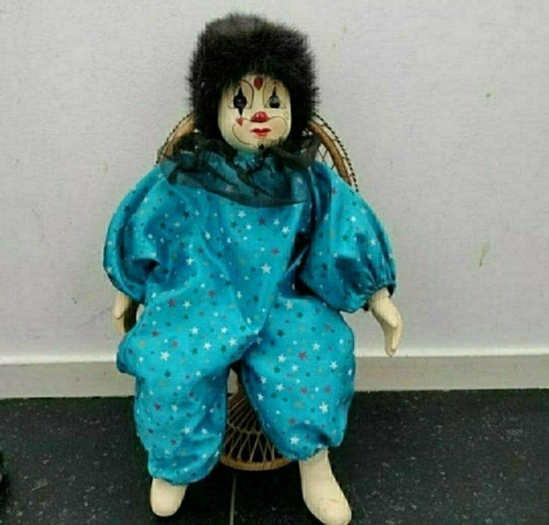 Clown,Pauwstoel,Rotan,Porselein,CHUCKY,Zwart,Pauw,blauw, Ophalen of Verzenden
