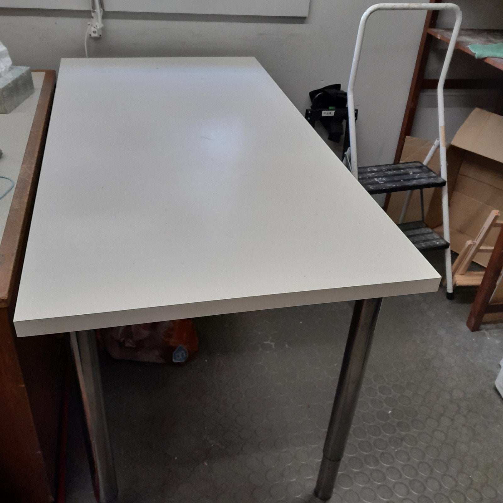 Witte Ikea tafel 150x75 cm in hoogte verstelbaar, Ophalen, Gebruikt, 100 tot 150 cm, Modern, Functioneel