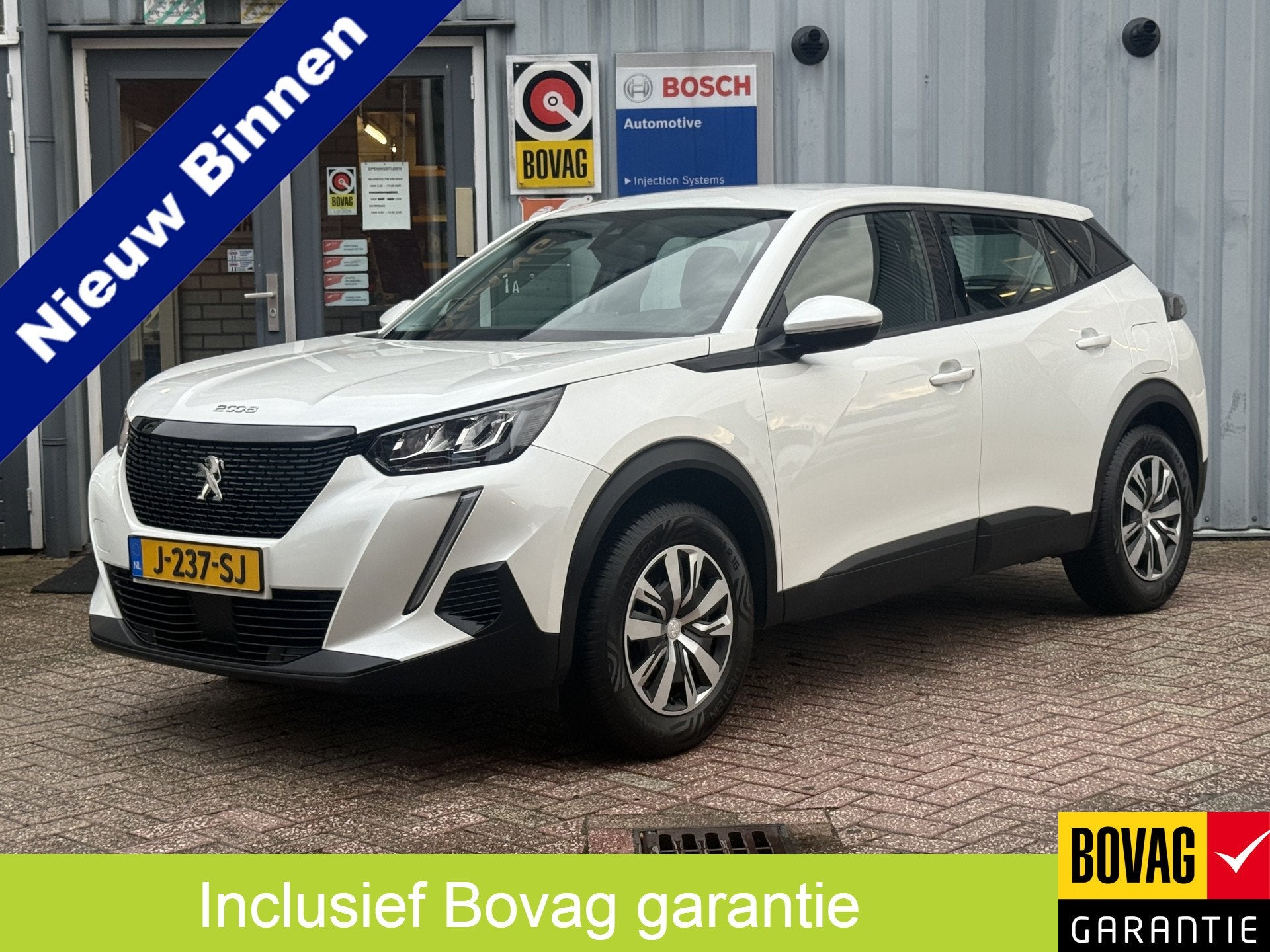 Peugeot 2008 1.2 PureTech Active | 1e EIGENAAR | NAVI | CRUI, Gebruikt, 1199 cc, Wit, Origineel Nederlands