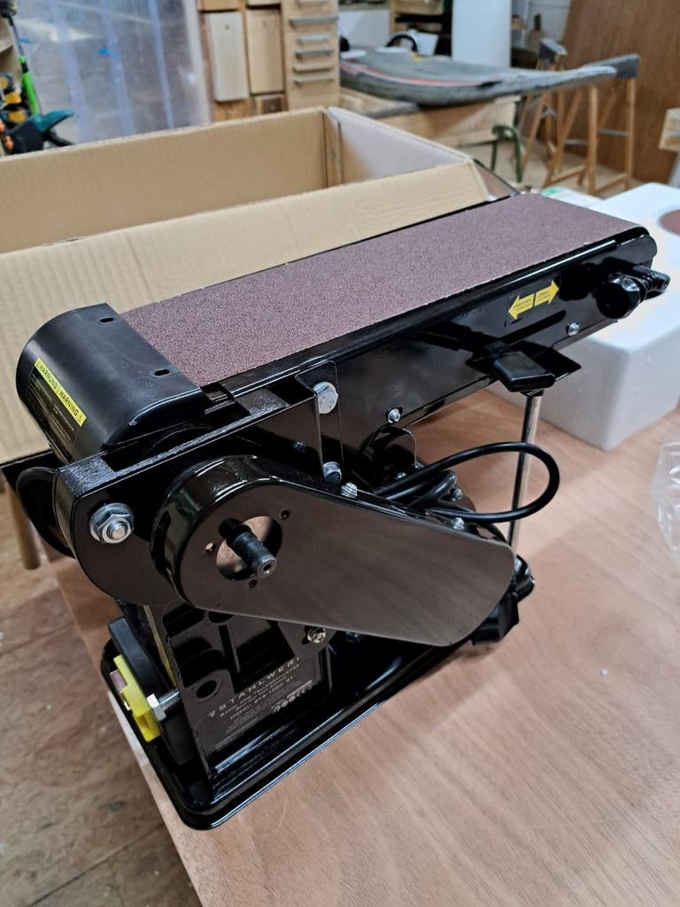 Stahlwerk BTS 1400 ST Band- en Schijfschuurmachine Nieuw, Doe-het-zelf en Verbouw, Gereedschap | Schuurmachines, Ophalen of Verzenden