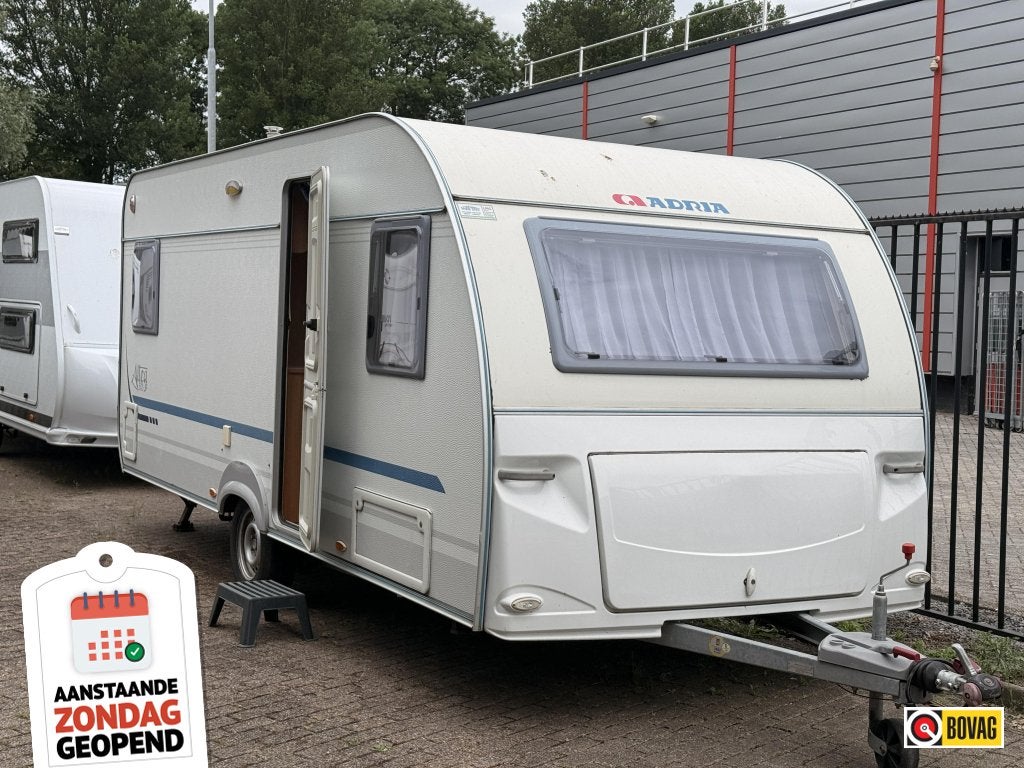 Adria Altea 512 UP, fransbed, rondzit met fietsendrager, Rondzit, Schokbreker, Bedrijf, Overige typen