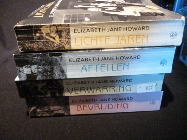 serie the Cazalets  ElisabethJane Howard, Boeken, Ophalen of Verzenden, Zo goed als nieuw