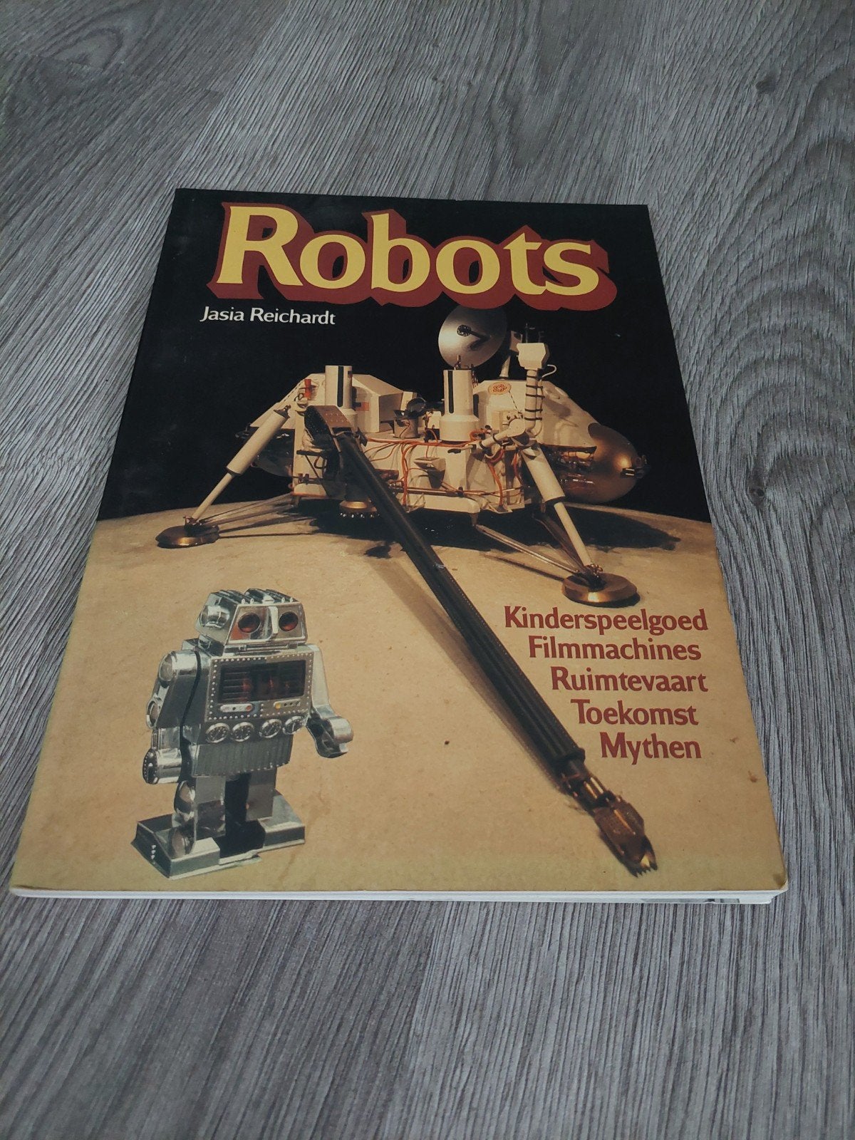 vintage boek ROBOTS, Ophalen of Verzenden, Zo goed als nieuw, Overige onderwerpen
