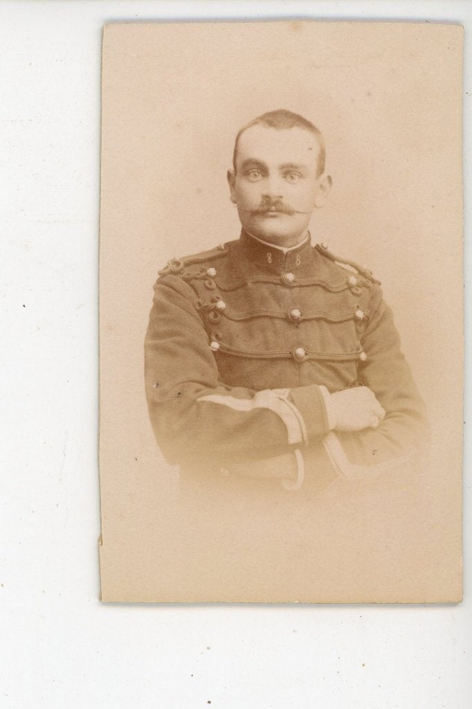 R78;Oude foto van een man in militair uniform, Parijs, Gebruikt, Foto, Ophalen of Verzenden, Voor 1940