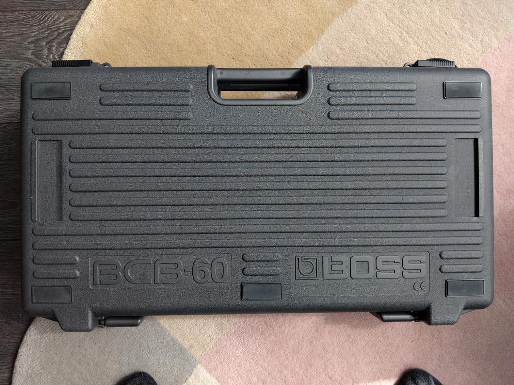 Complete pedalboard set – Boss BCB-60 + 7 pedalen, Muziek en Instrumenten, Effecten, Ophalen of Verzenden, Gebruikt, Delay of Echo