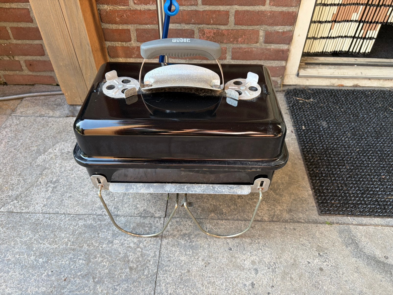 Weber go anywhere (WGA) met nieuw grillrooster, Ophalen of Verzenden, Gebruikt