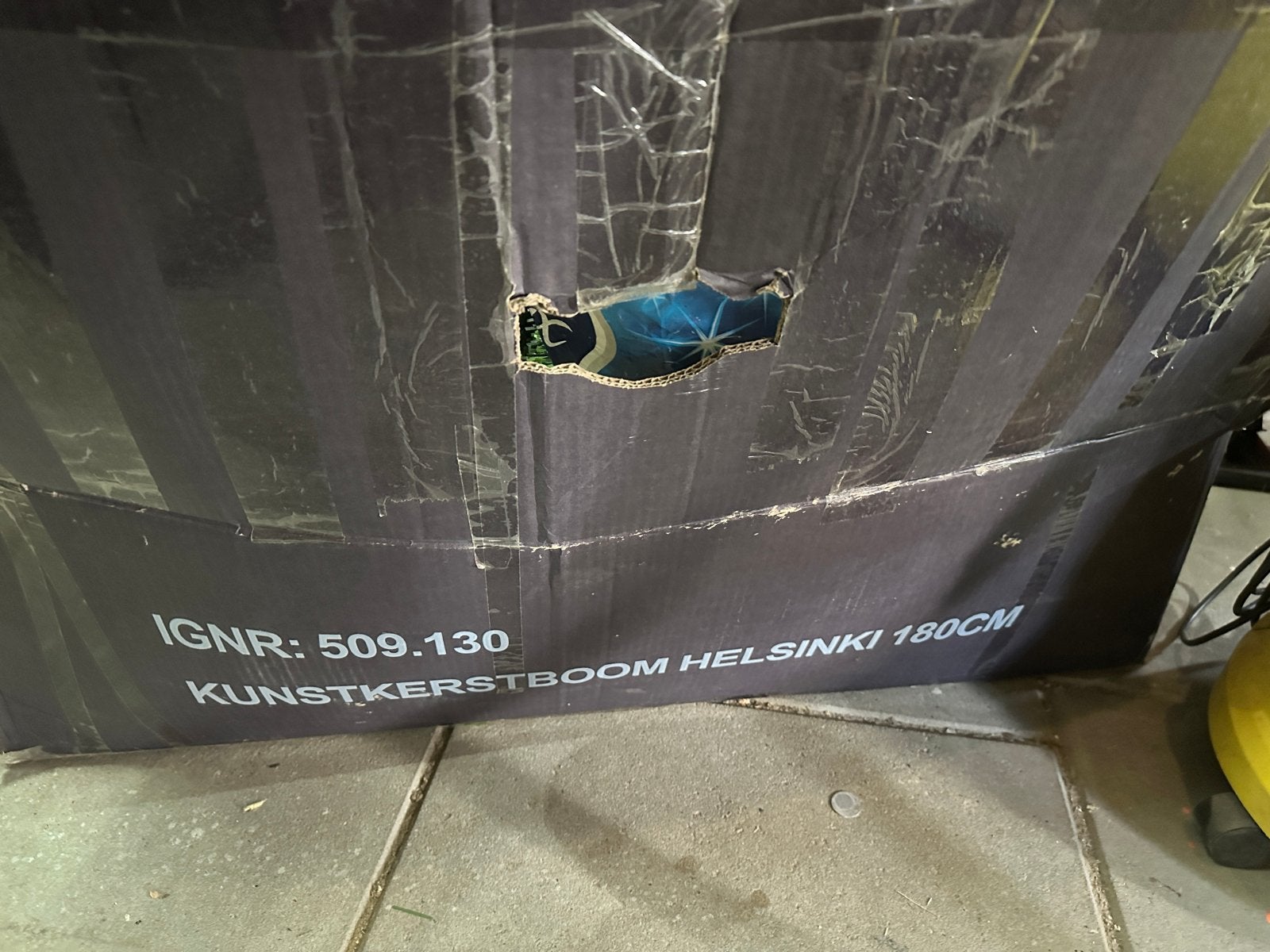 Kunstboom met versiering en lichtjes, Diversen, Ophalen of Verzenden, Gebruikt