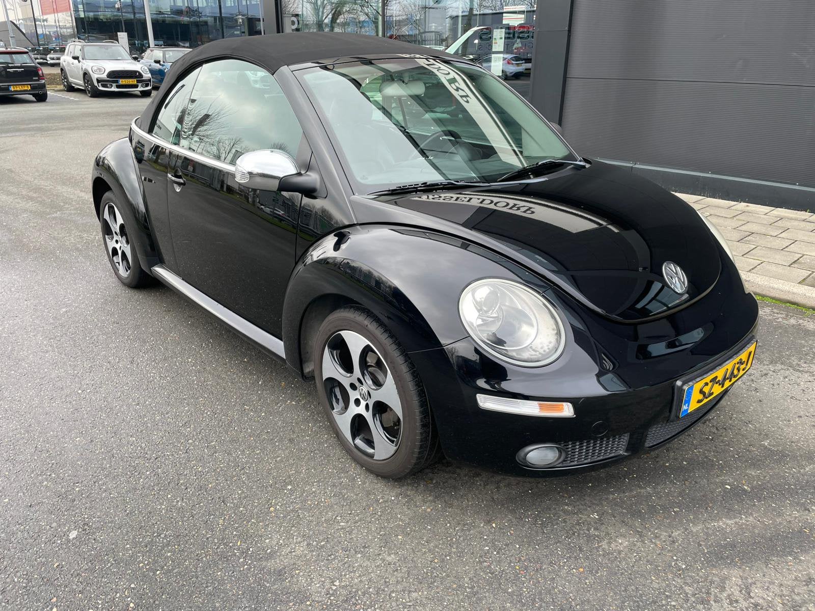 Volkswagen Beetle (Kever) 2.0 Cabriolet 85KW 2006 Zwart, Voorwielaandrijving, 1304 kg, 4 cilinders, 4 stoelen