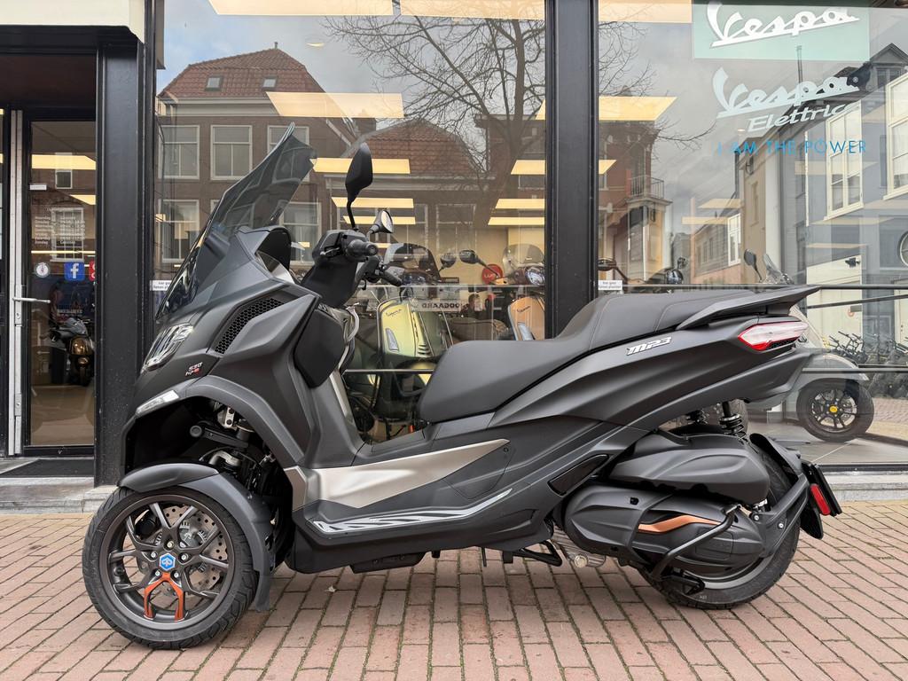Piaggio MP3 530 HPE Exclusive Euro5+ 2026 0KM | 4 Jaar Fabri, Traction Control, Piaggio, Viale Rinaldo Piaggio
56025  Pontedera, IT