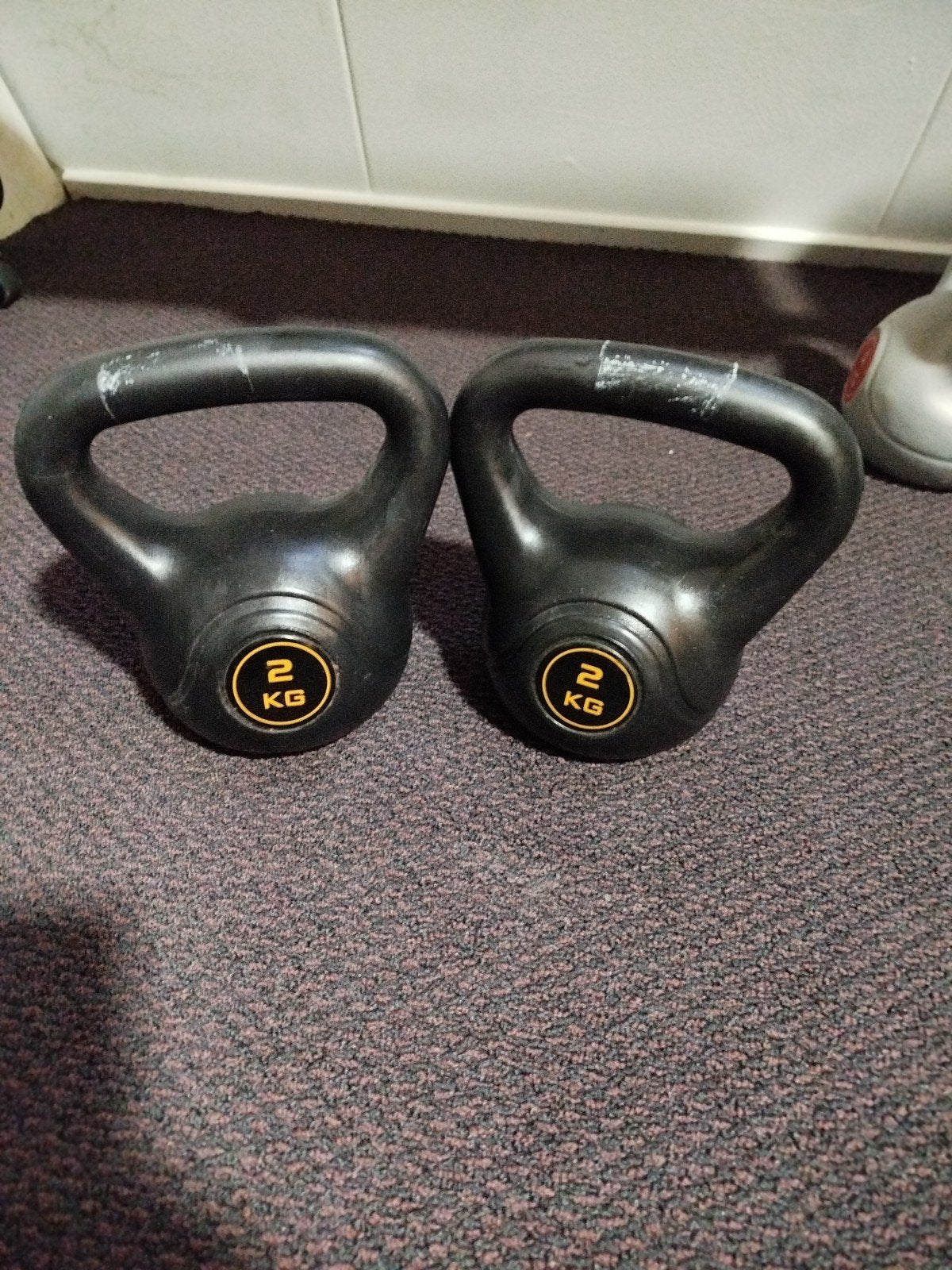 Set van 2 Kettlebells - 2 KG per stuk, Ophalen, Gebruikt, Benen, Kettlebell