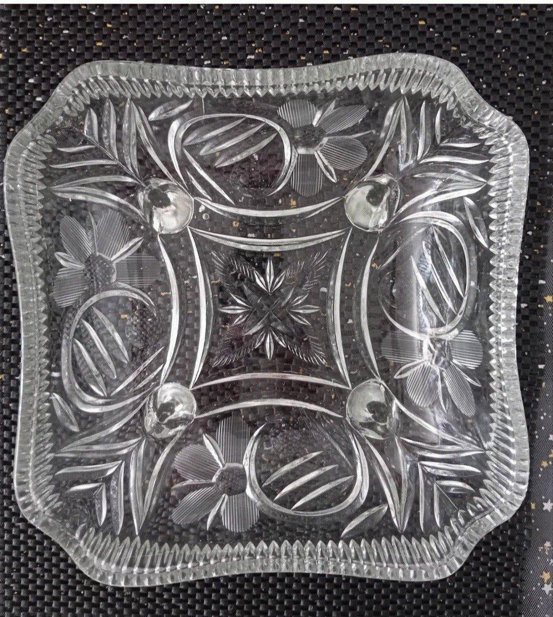 Presenteerschaal Dik Glazen Op Voetjes ( 20 x 20 cm ), Ophalen, Zo goed als nieuw, Glas, Schaal of Schalen