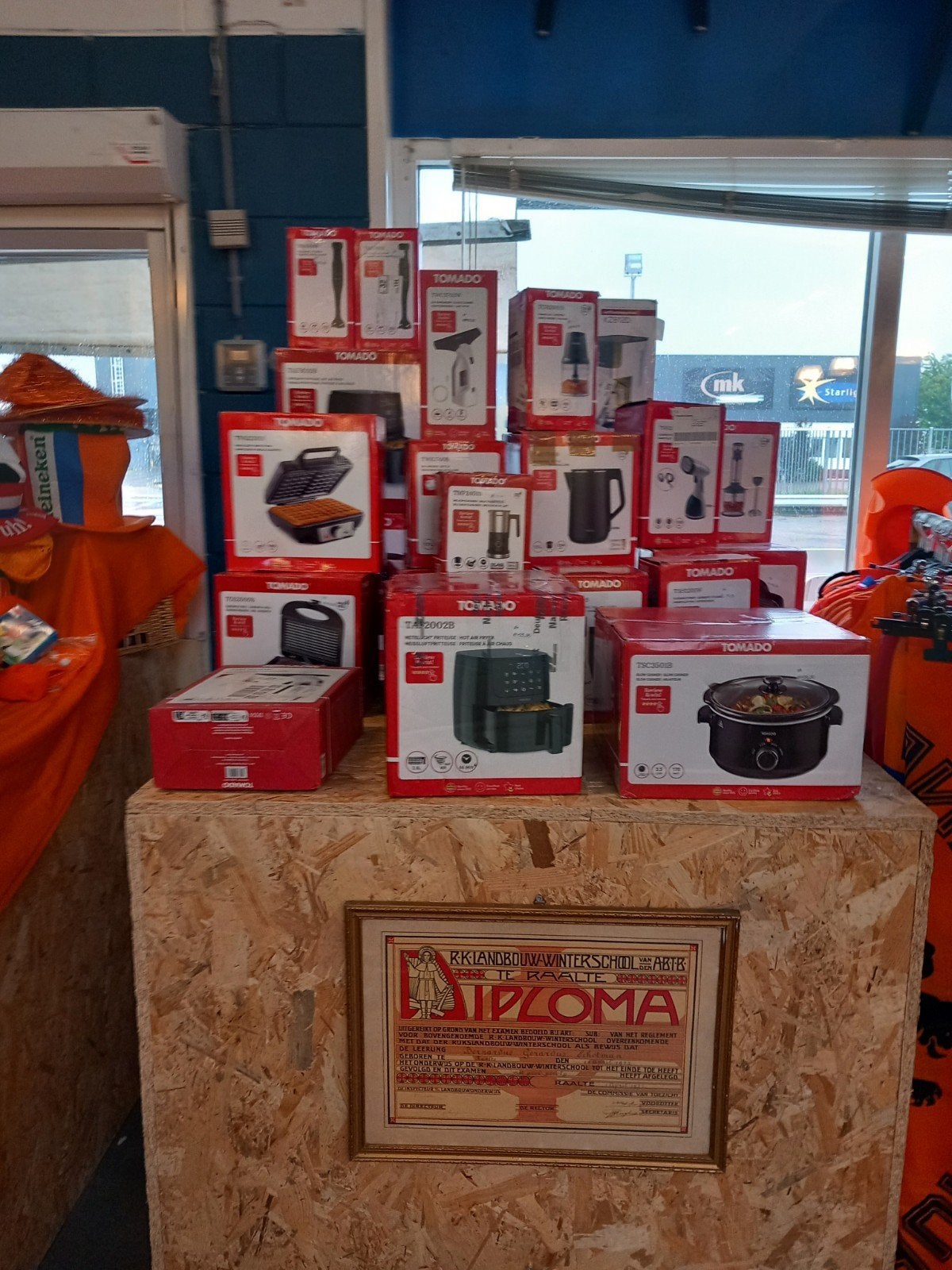 Nieuwe Tomado/Inventum keukenapparatuur, Ophalen, Nieuw