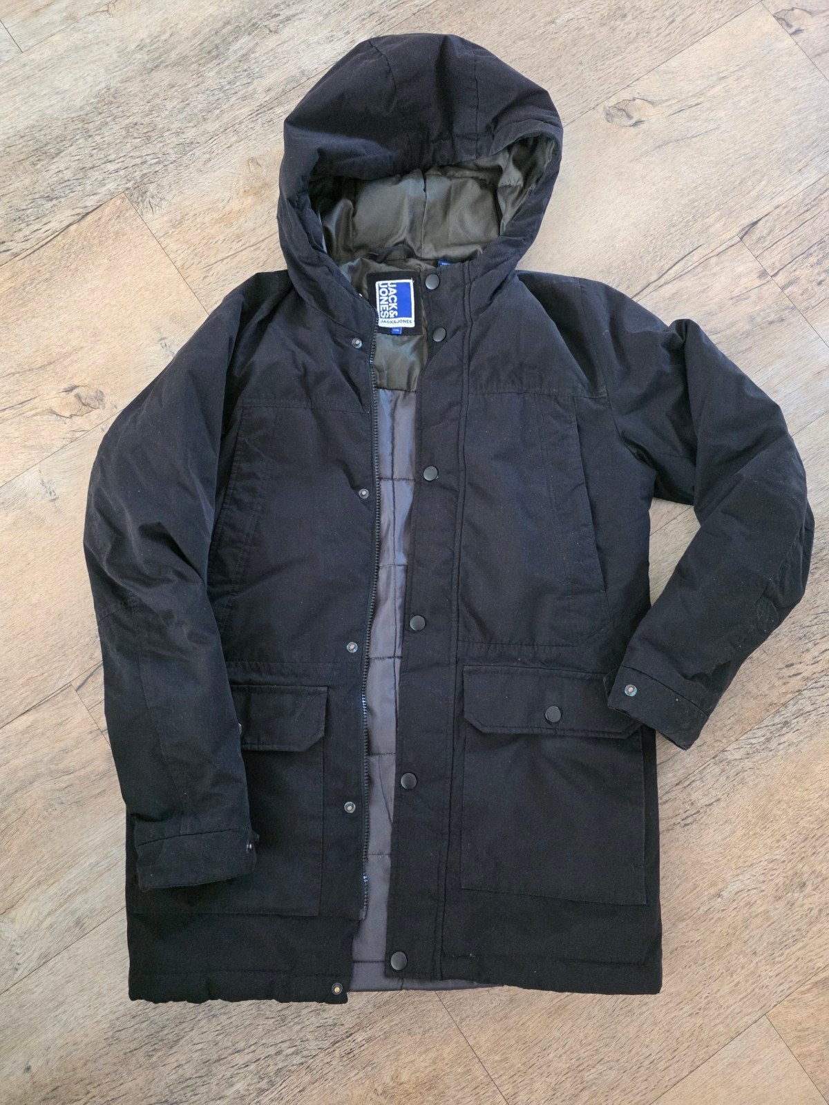 Winterjas Jack & Jones maat 176, Kinderen en Baby's, Ophalen of Verzenden, Zo goed als nieuw, Jongen, Jas