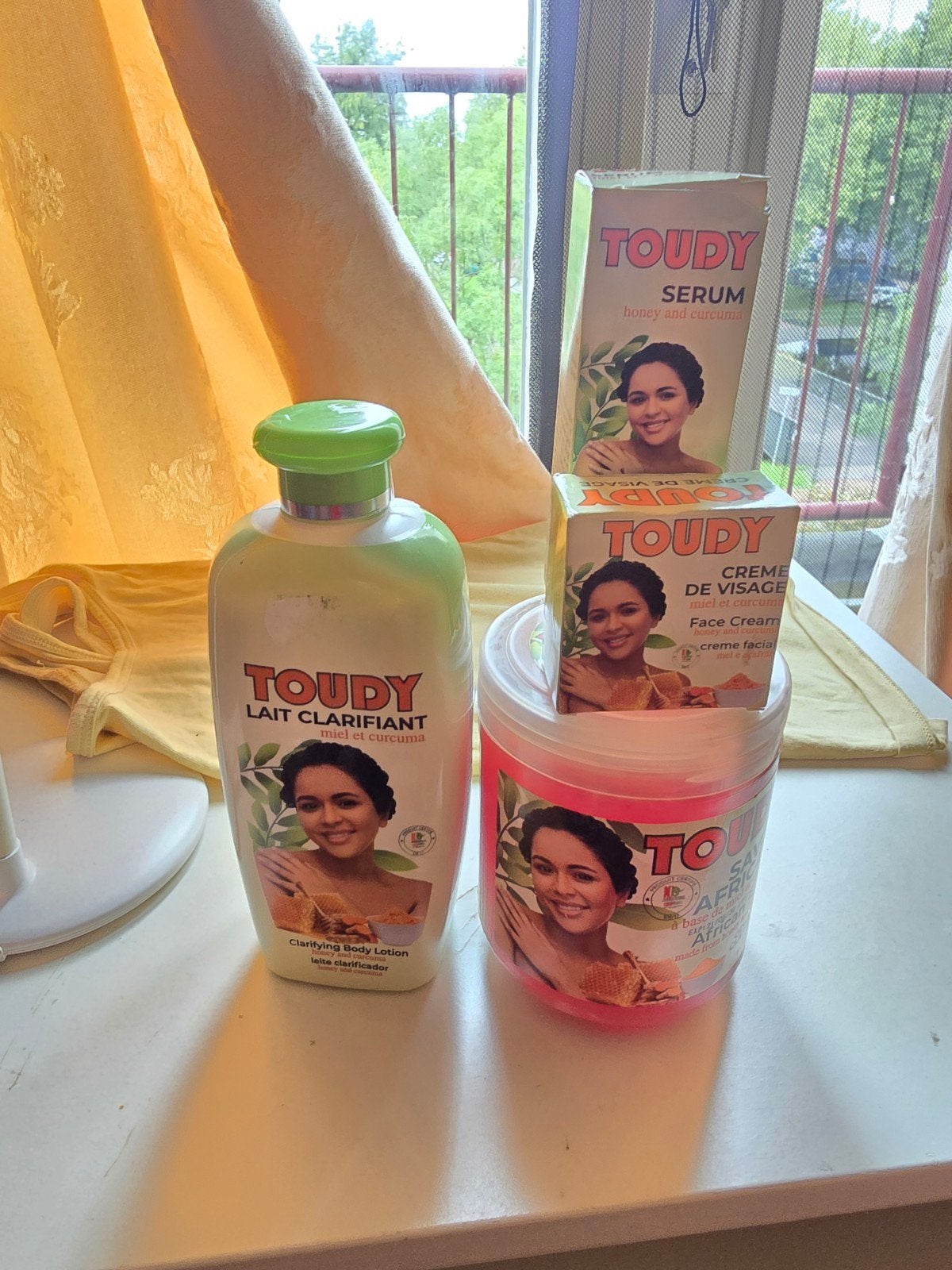TOUDY Huidverzorgingsset: Lotion, Crème, Serum, Zeep, Ophalen of Verzenden, Nieuw, Bodylotion, Crème of Olie
