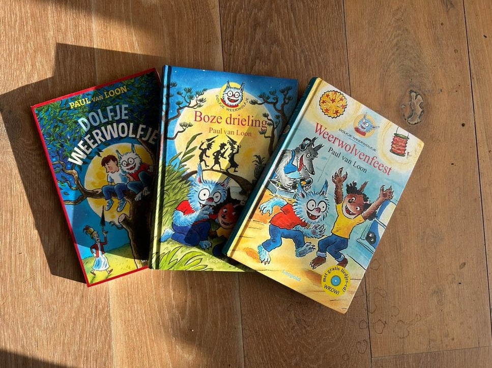 3 Boeken van Dolfje Weerwolfje, Ophalen of Verzenden, Gelezen, Fictie algemeen