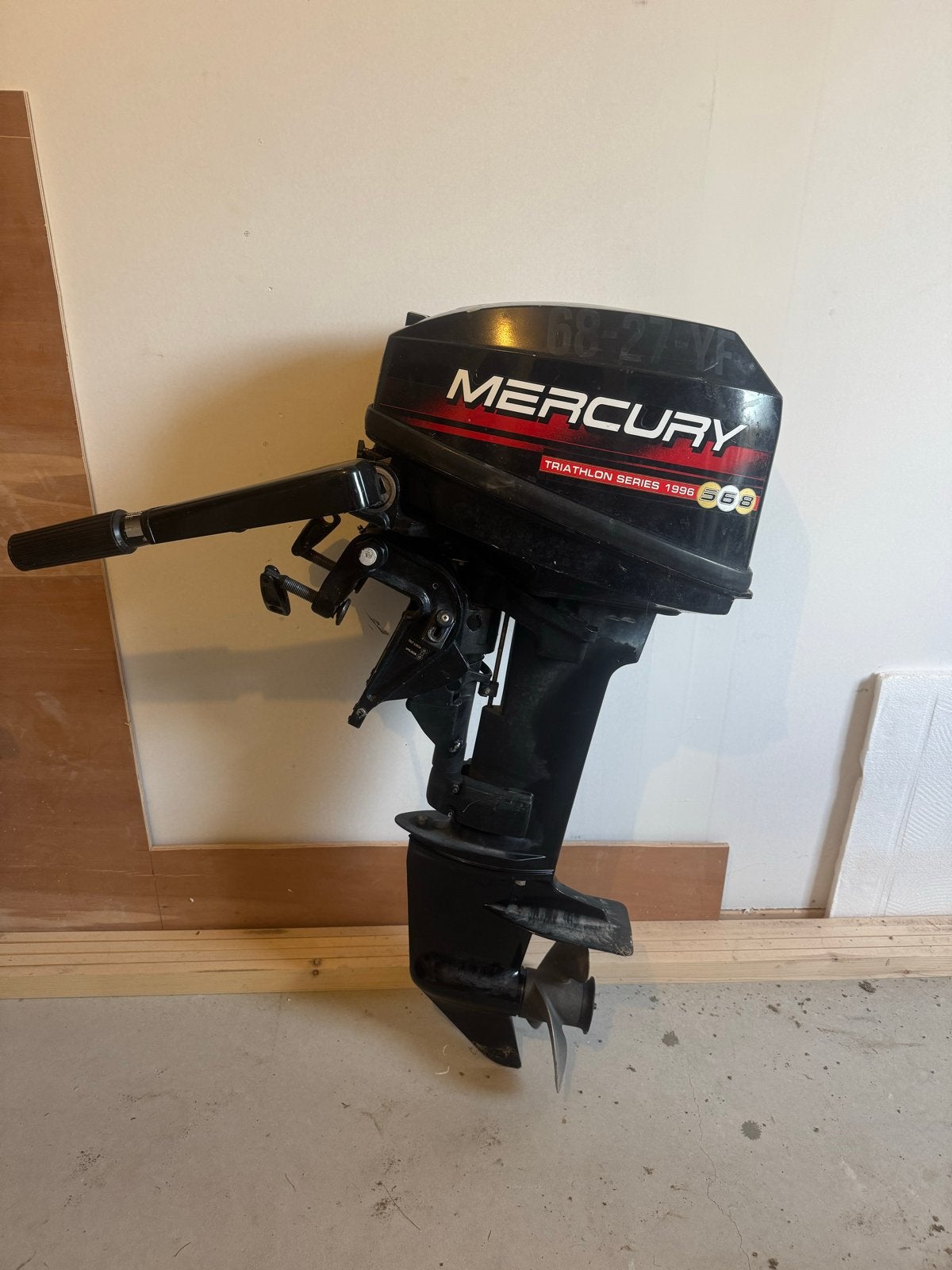 Mercury 8 pk tweetakt buitenboordmotor (hendel defect), Watersport en Boten, Ophalen, Gebruikt, 5 tot 10 pk, Buitenboordmotor