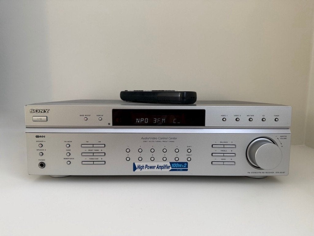 Sony STR-DE197 stereo receiver inclusief afstandsbediening, Ophalen of Verzenden, Zo goed als nieuw, 60 tot 120 watt, Sony