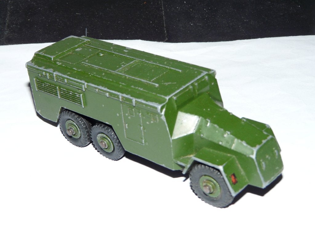 Dinky Toys - 677 - Armoured Command Vehicle, Ophalen, Gebruikt, Auto, Dinky Toys