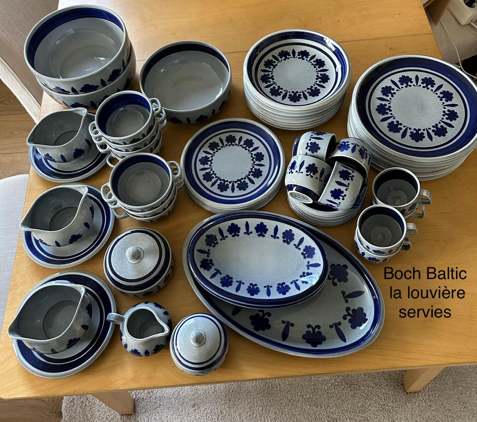 Compleet servies grijs/blauw, Ophalen, Zo goed als nieuw, Porselein, Overige stijlen