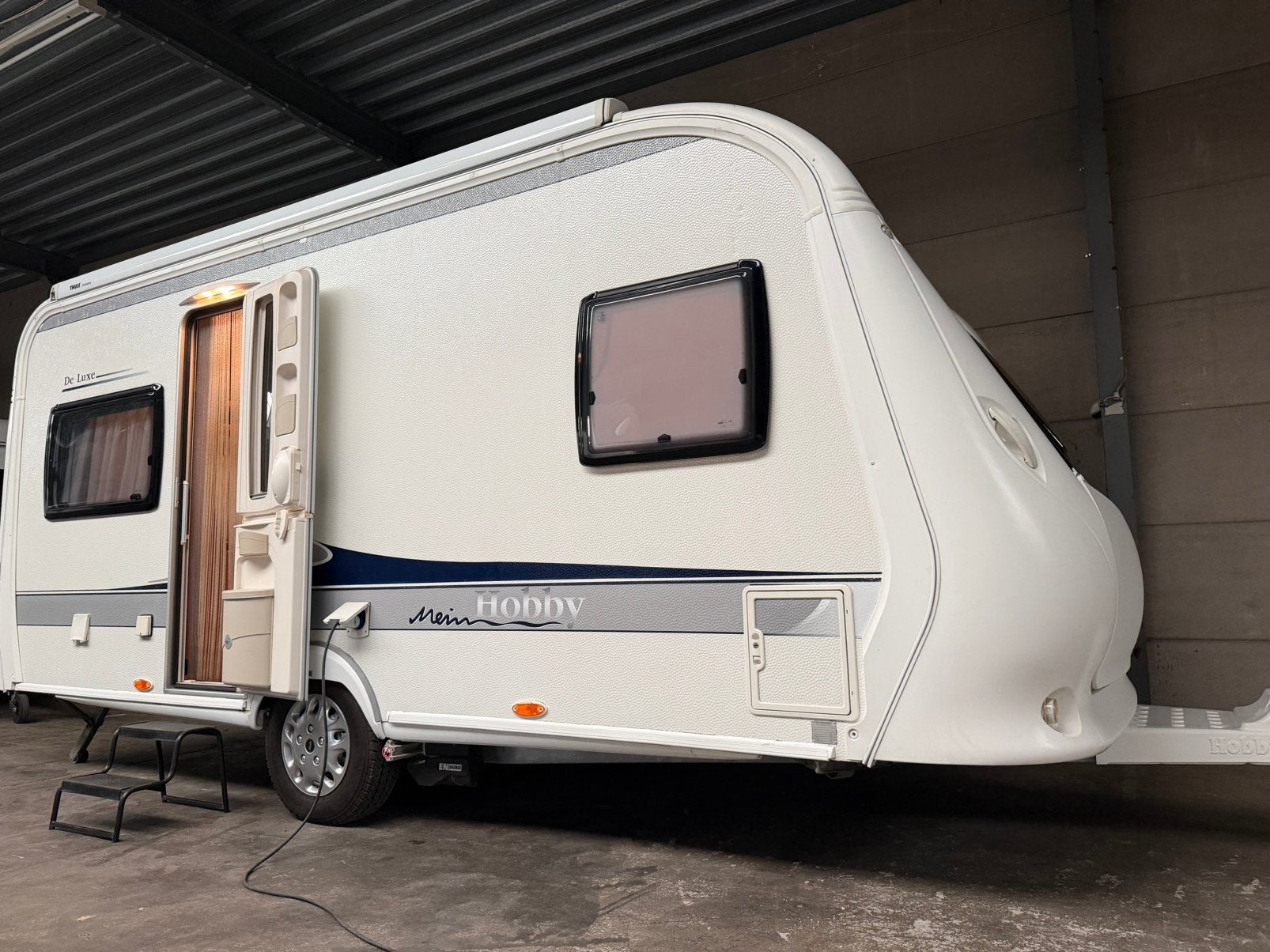 Hobby 460 UFE Luxe 2011 Mover/Thule luifel/fietsenrek/dorema, Hobby, Frans bed, Bedrijf, 4 tot 5 meter