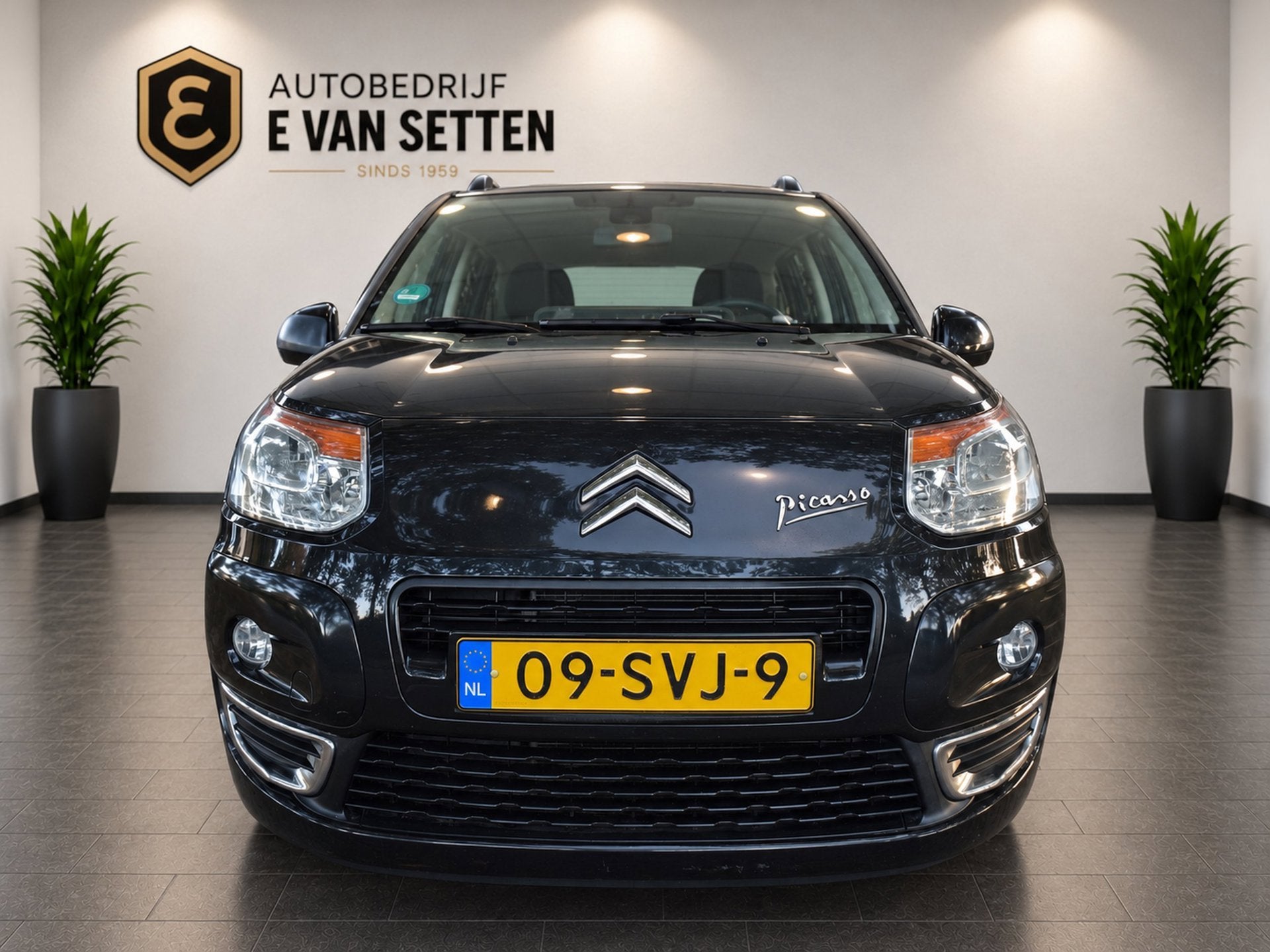 Citroen C3 Picasso 1.6 VTi Exclusive Trekhaak/Cruise/Airco, Auto's, Gebruikt, Zwart, 4 cilinders, 635 kg