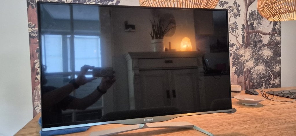 Philps Smart LED TV met ambilight (32"), Ophalen, Philips, 50 Hz, 80 tot 100 cm