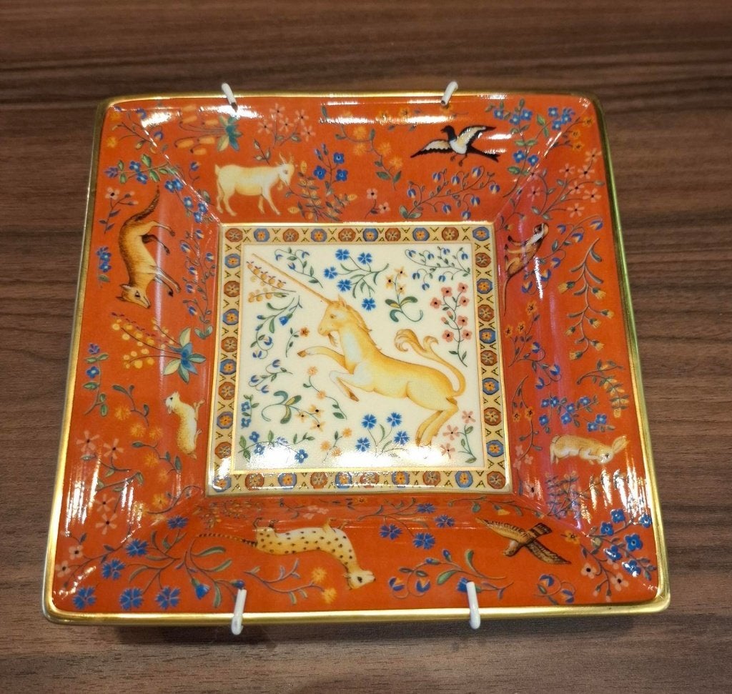 Porseleinen schaal - Limoges France, Ophalen of Verzenden, Zo goed als nieuw, Porselein, Bord of Schaal
