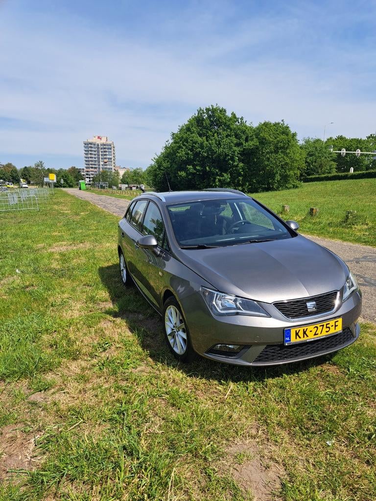 Seat Ibiza 1.0 TSI 70KW ST 2016 Grijs, Auto's, Seat, Voorwielaandrijving, 40 €/maand, Origineel Nederlands, Stationwagon