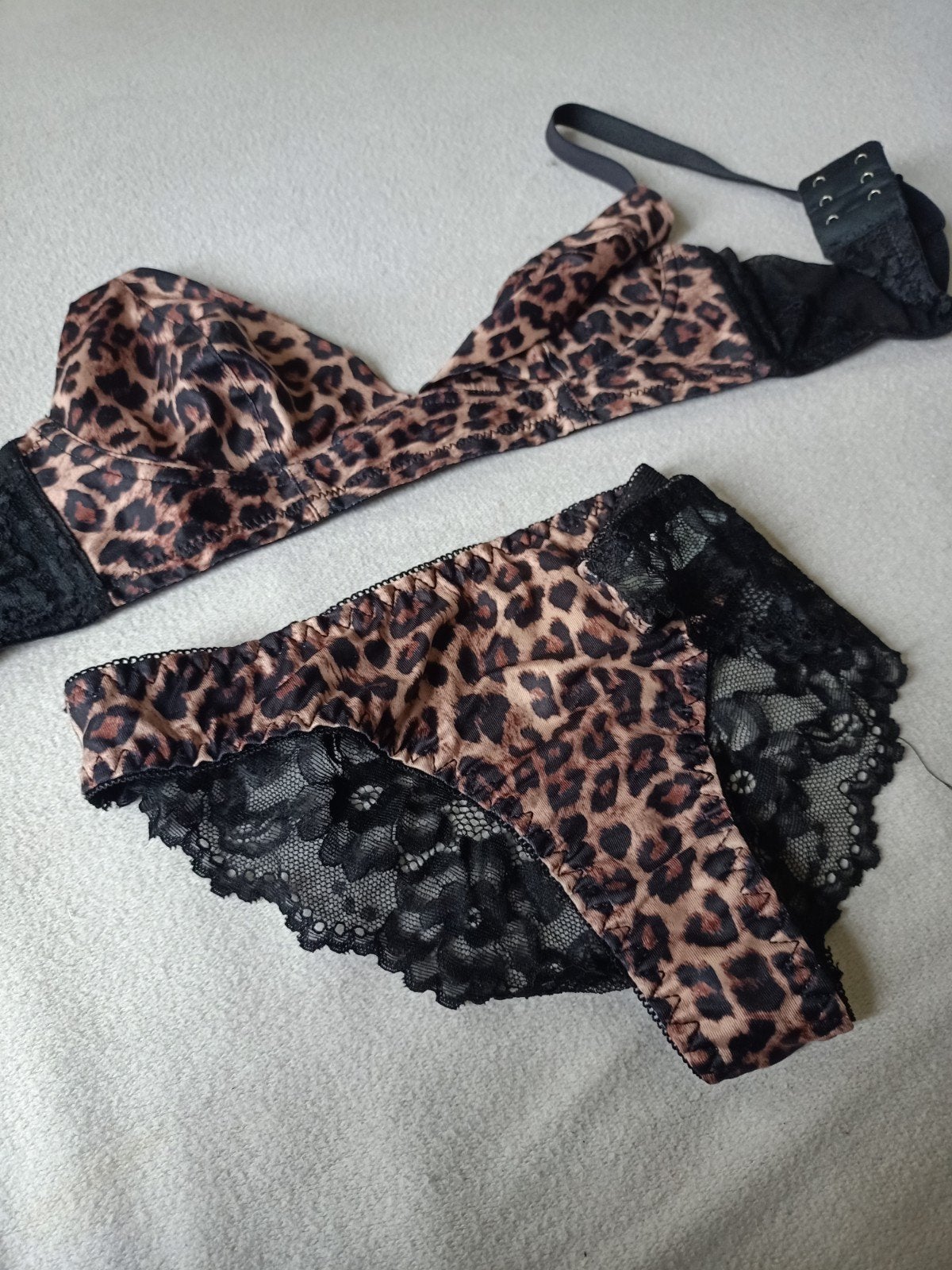 Lingerie setje 70b nieuw, Ophalen of Verzenden, Zwart, Setje