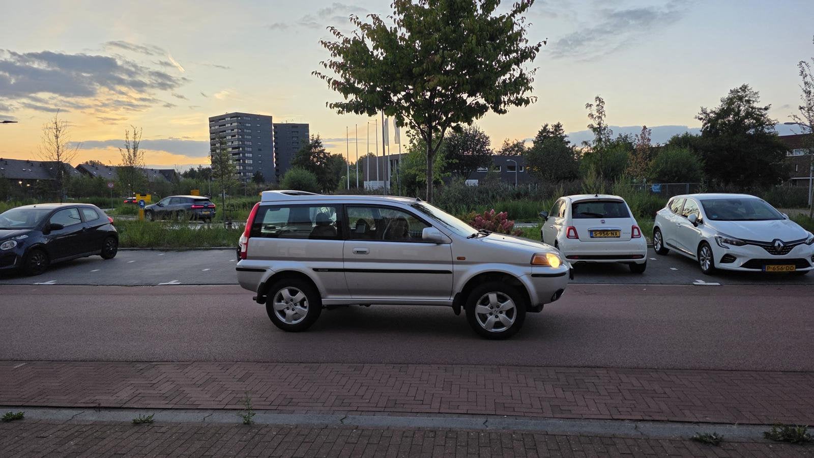 Honda HR-V 1.6 2WD 1999 Grijs, Auto's, 49 €/maand, Origineel Nederlands, 1200 kg, Handgeschakeld