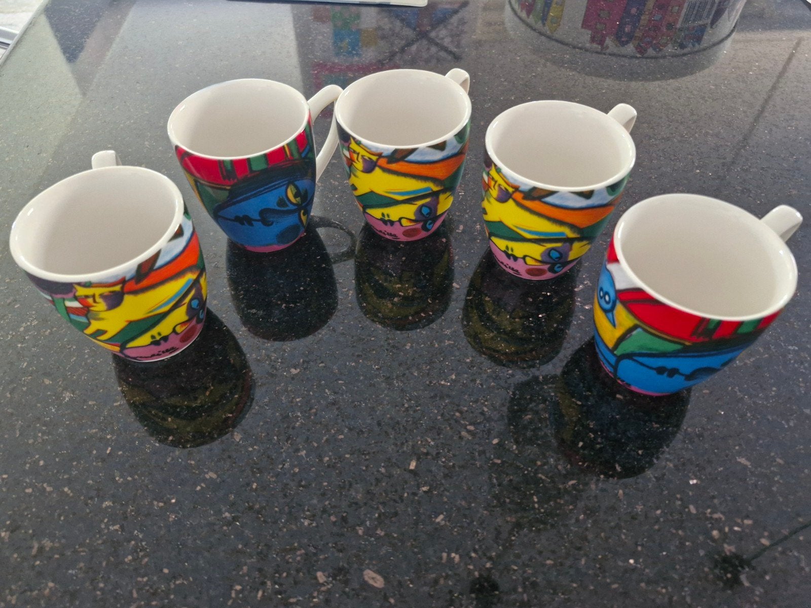 Corneille servies: 5 mokken en 4 schotels (2001 & 2004), Gebruikt, Overige merken, Keramiek, Modern