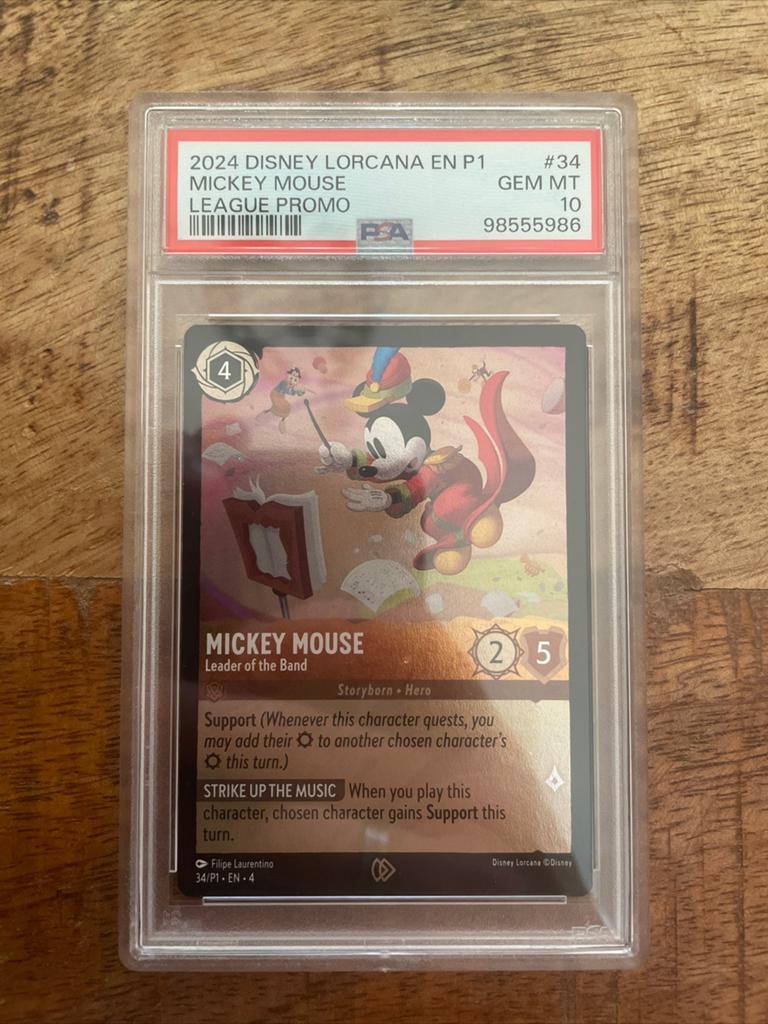Lorcana mickey mouse leader of the bands psa 10, Ophalen of Verzenden, Zo goed als nieuw