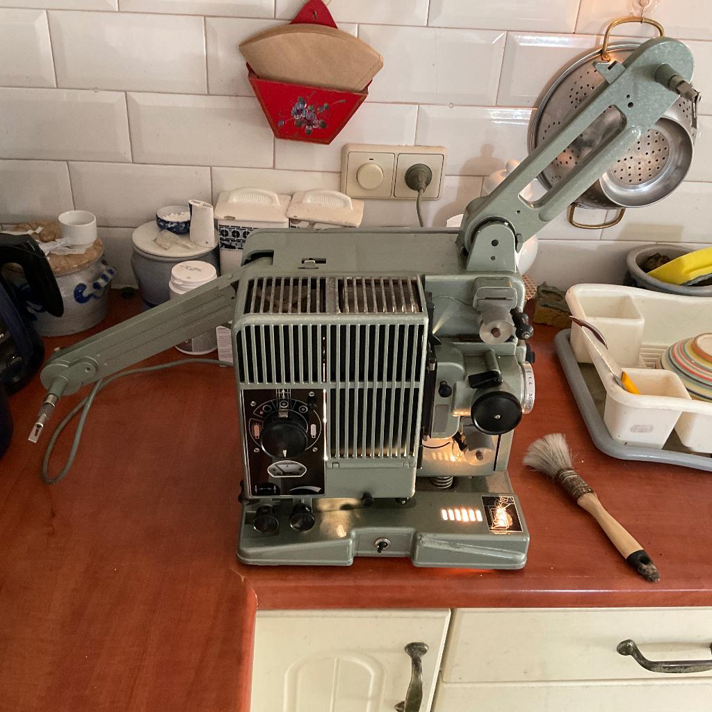 Siemens 16 mm filmprojector, Ophalen, 1960 tot 1980, Projector