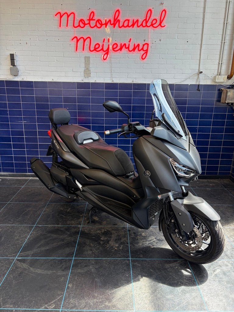 Yamaha Scooter 400 X-Max ABS *Weinig km!, 395 cc, Bedrijf, 12 t/m 35 kW, LED Verlichting
