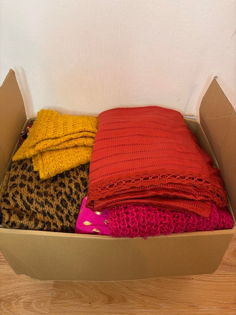 Dames & Meisjes Kleding Bundel - 70 Stuks (XXS t/m XL), Ophalen, Gedragen, Maat 38/40 (M)