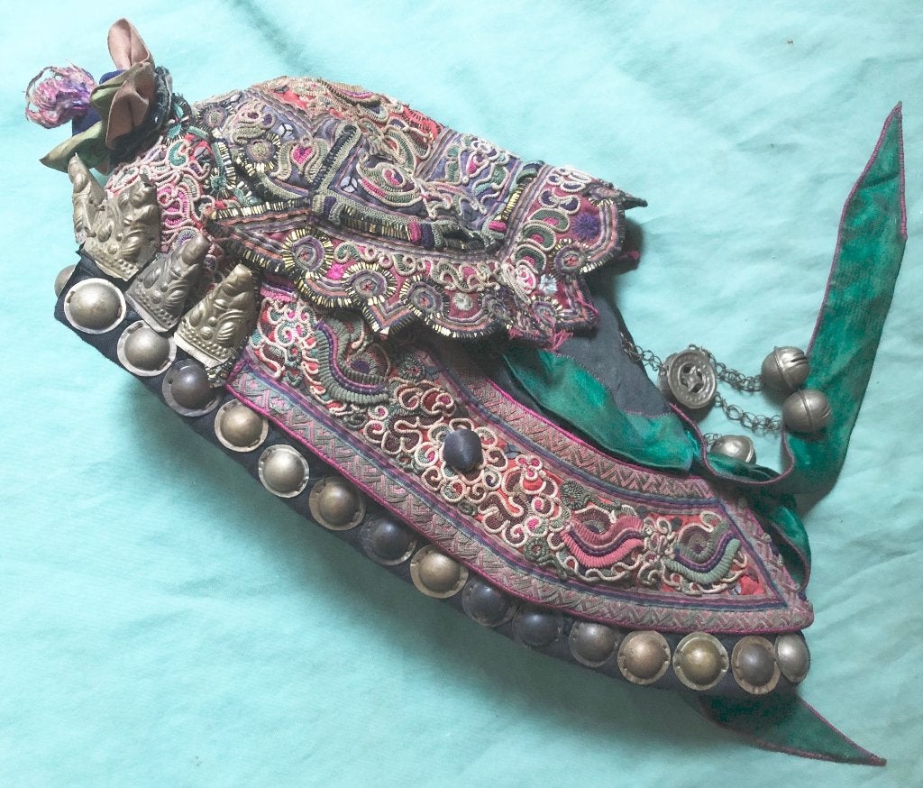 Kinderhoedje Oud chinees textiel, Handgemaakt, Sieraad, Textiel, Ophalen of Verzenden