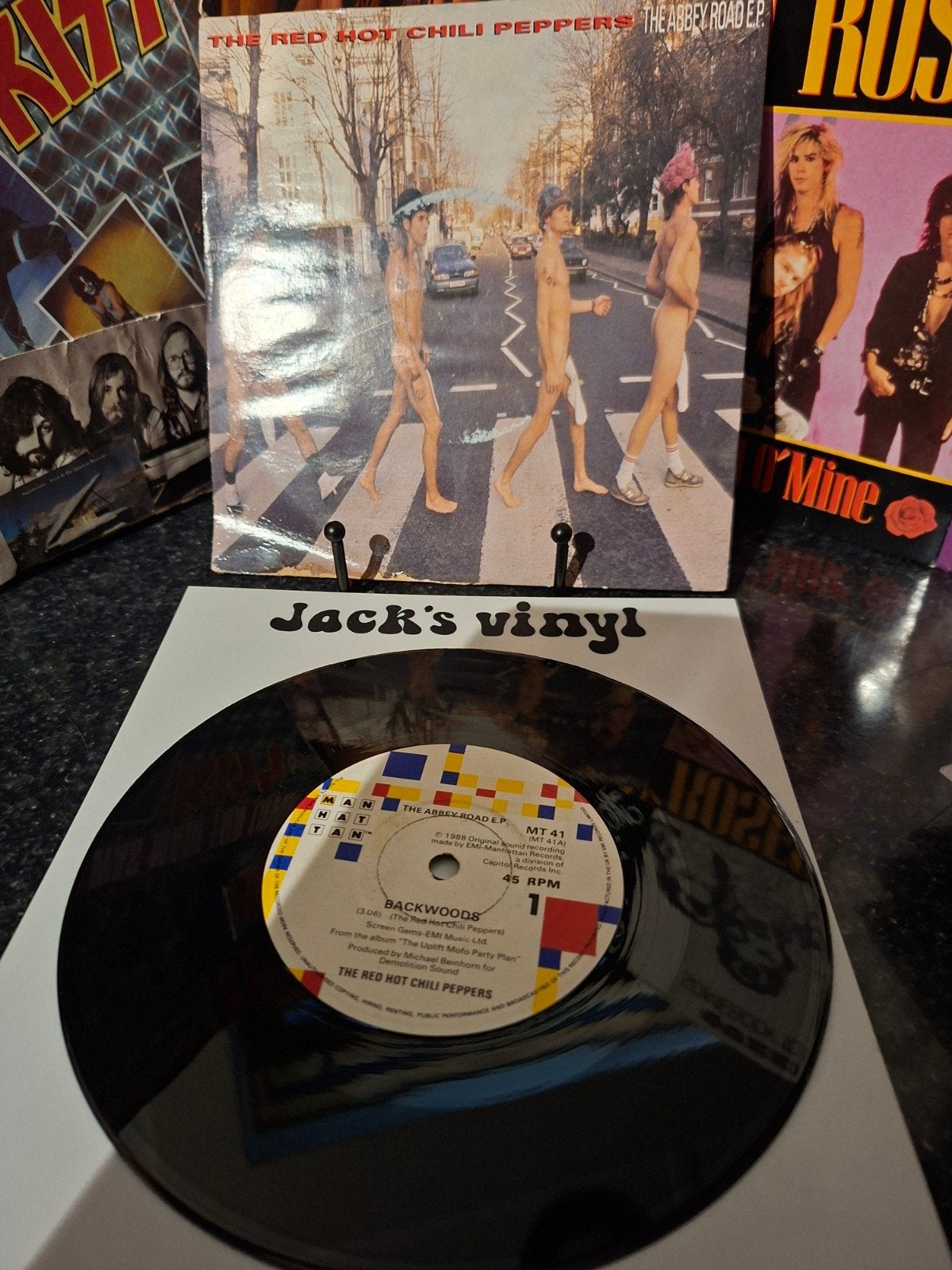 Red Hot Chili Peppers - The Abbey Road EP Vinyl 1988, Beschermende buitenhoes, 7 inch, Ophalen of Verzenden, Zo goed als nieuw