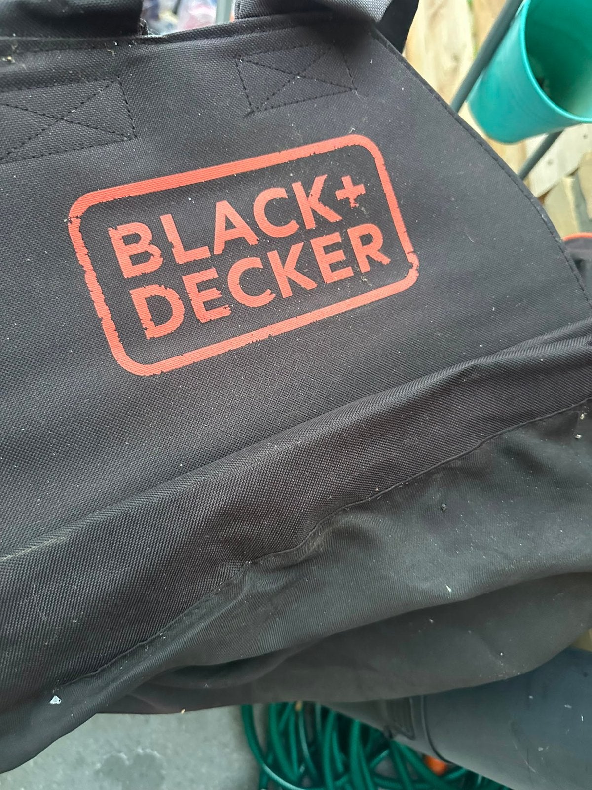 Black+Decker Bladblazer/Bladzuiger met opvangzak, Gebruikt, Handgedragen, Ophalen of Verzenden, Met opvangzak