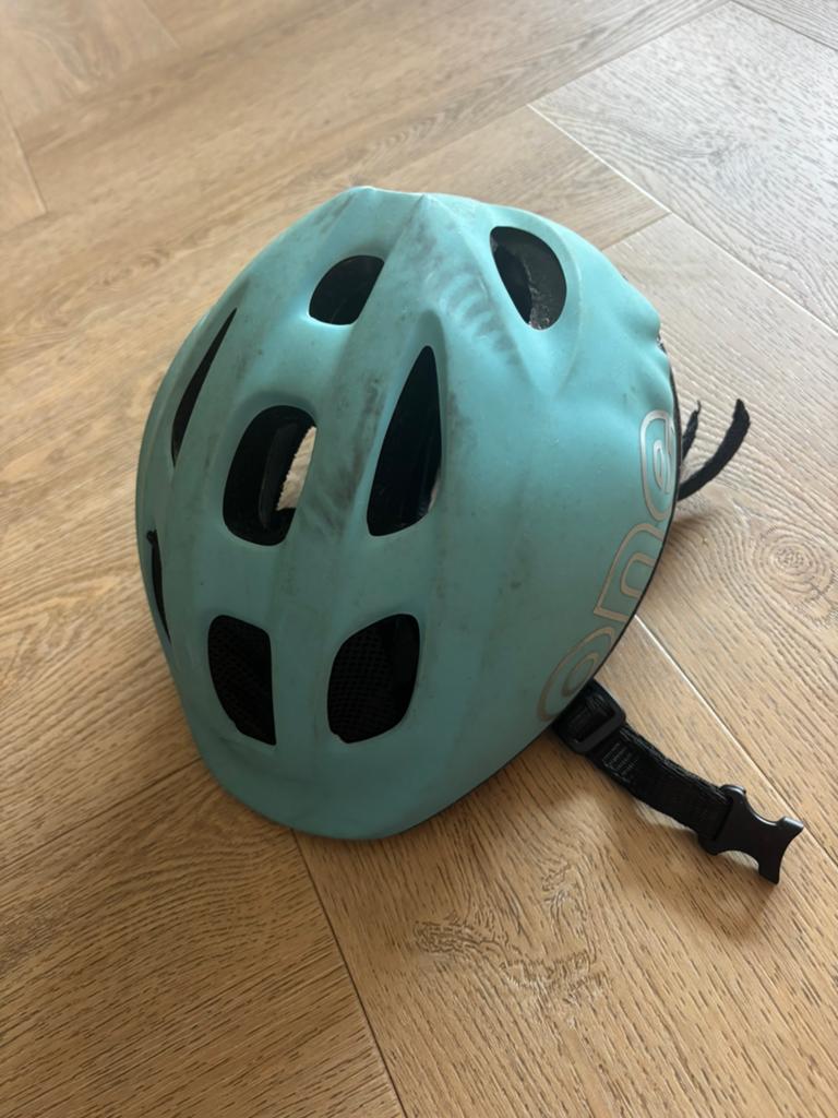 Kinder helm Bobike One lichtblauw, Fietsen en Brommers, Fietsaccessoires | Fietshelmen, Ophalen, Zo goed als nieuw, XS