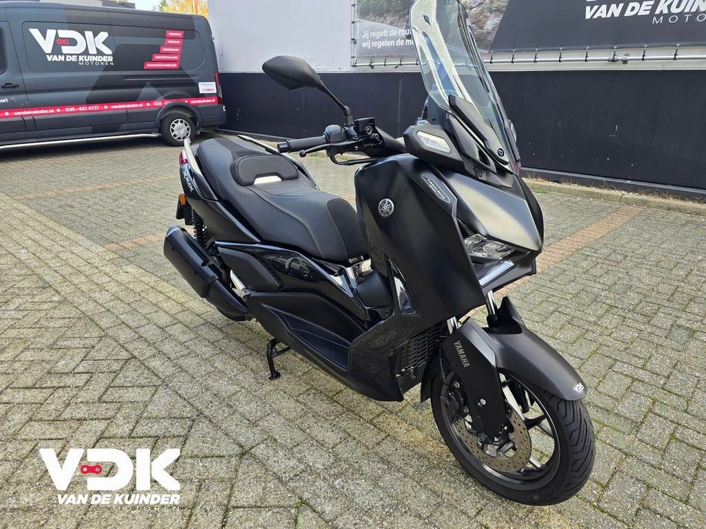 YAMAHA X MAX 300 TECH MAX (bj 2024), Scooter, 292 cc, Bedrijf, Onbekend