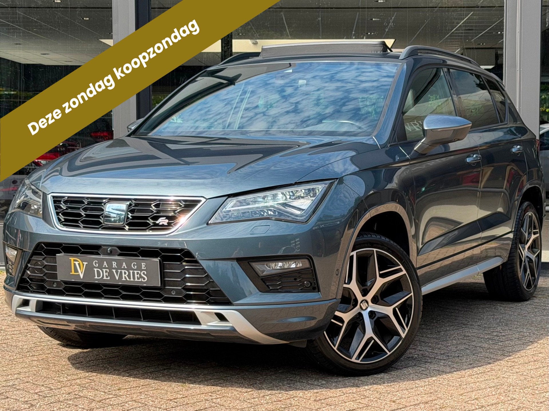 SEAT Ateca 1.4 TSI FR 4DRIVE Panoramadak ACC Virtual Full Op, Auto's, Automaat, Zwart, 4 cilinders, 150 pk