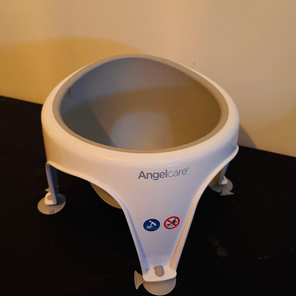 Douche-zitje baby, Ophalen, Zo goed als nieuw, Badzitje of Badring