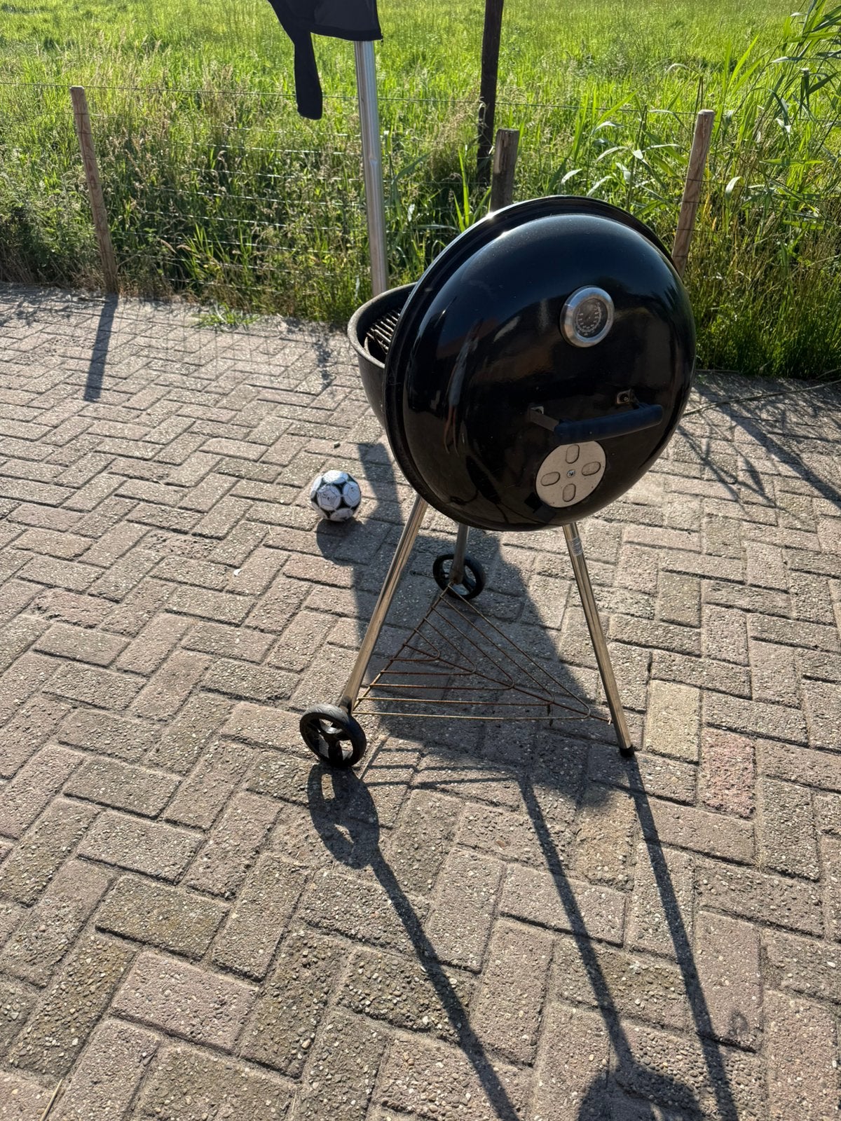 Zwarte kolen bbq, Ophalen, Zo goed als nieuw