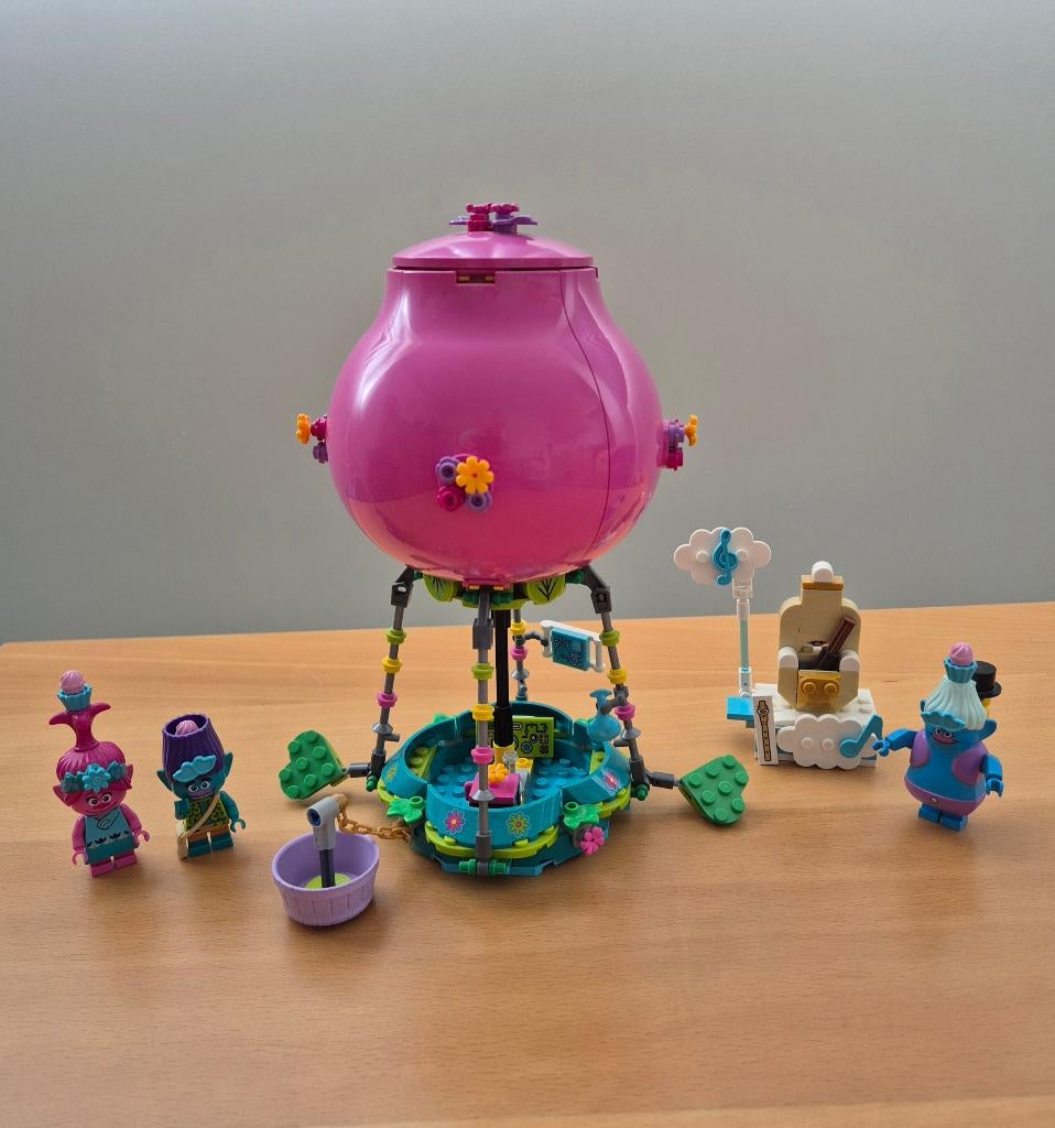 Lego Trolls World tour 41252 met doos en handleiding €10,-, Kinderen en Baby's, Speelgoed | Duplo en Lego, Gebruikt, Overige thema's