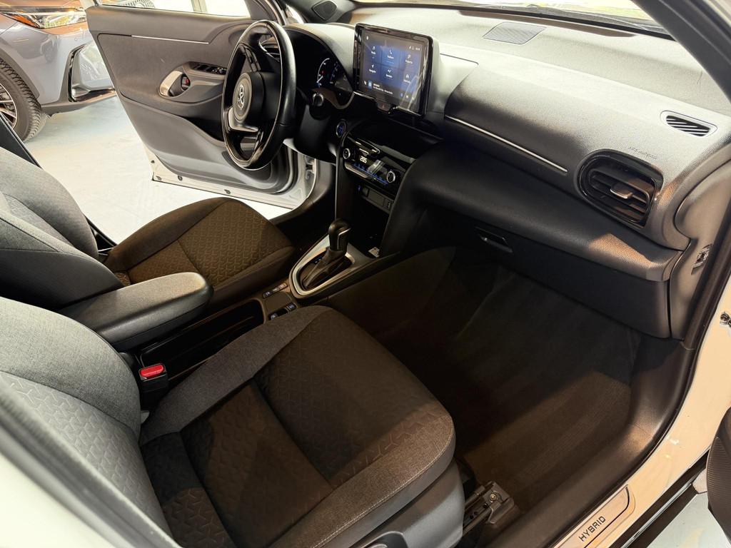 Toyota Yaris Cross 1.5 Hybrid Explore AUTOMAAT| CAMERA| NAVI, Stof, Gebruikt, 116 pk, Wit