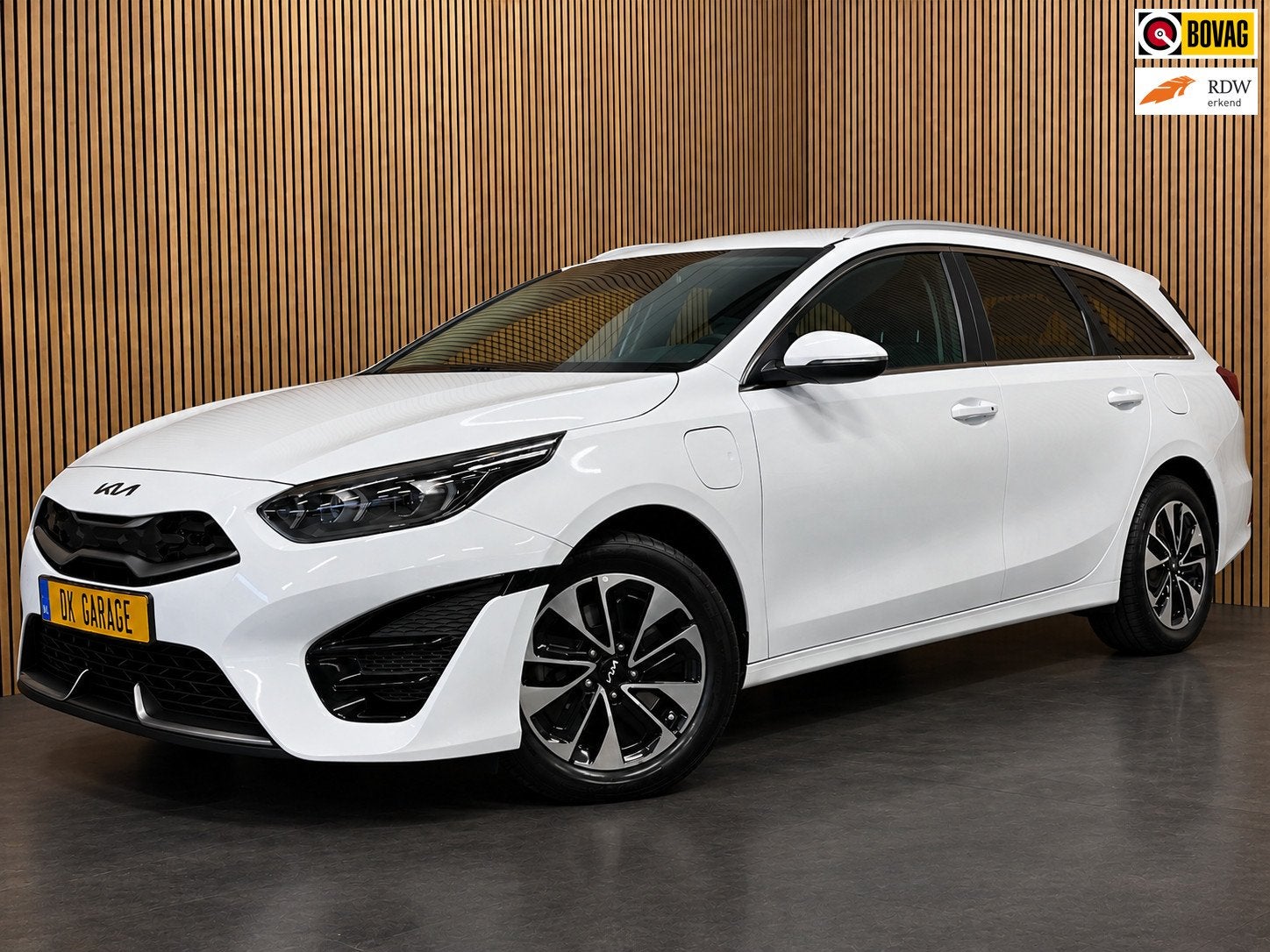 Kia Ceed Sportswagon 1.6 GDI PHEV DynamicLine|ACC|ANDROID+CA, Auto's, Stof, Gebruikt, Automatische klimaatregeling, Wit