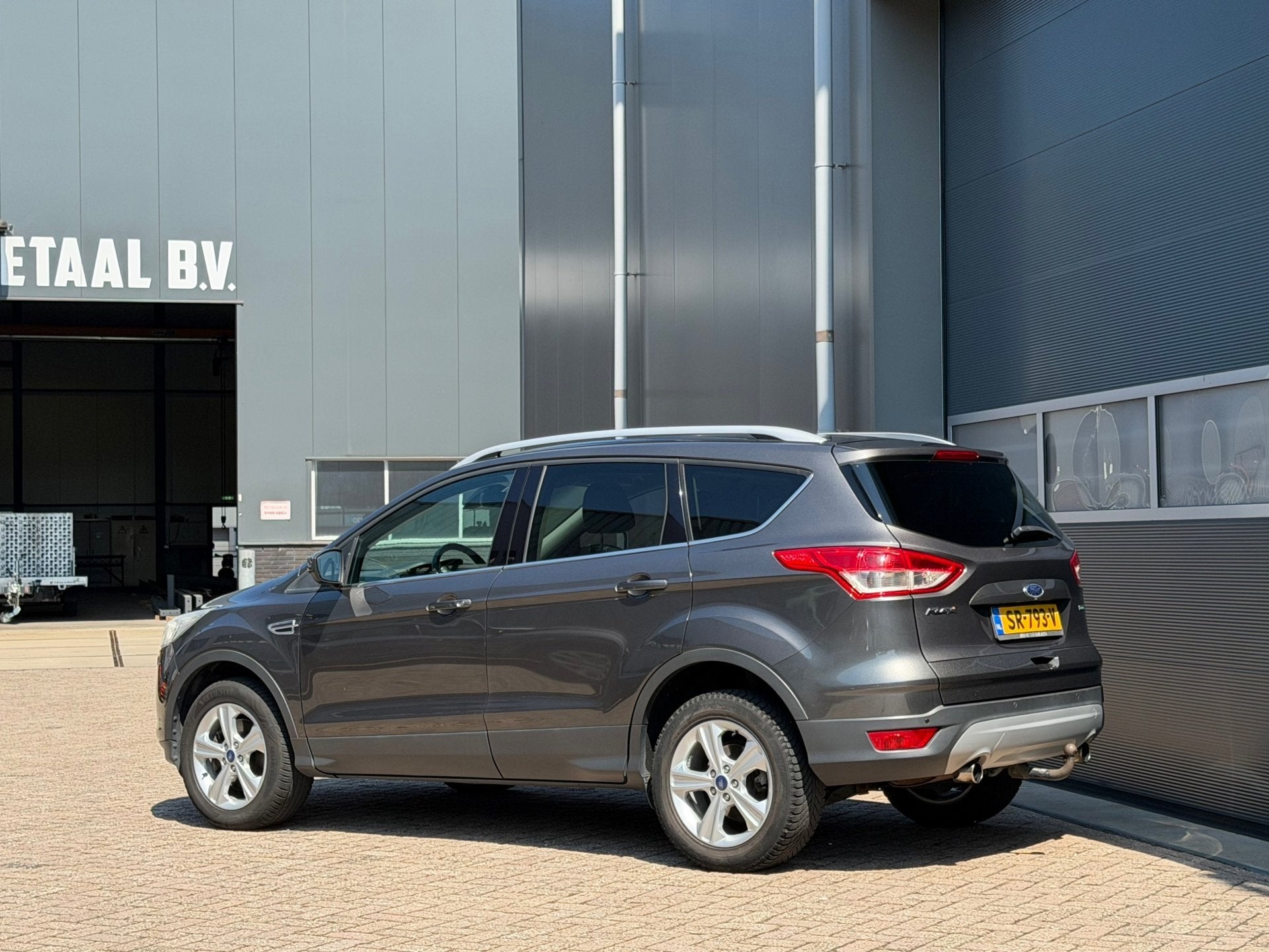 Ford Kuga 1.5 Titanium Plus 4WD bj.2015 Autom|Pano|Navi|Treh, Automaat, Euro 6, 4 cilinders, 1850 kg